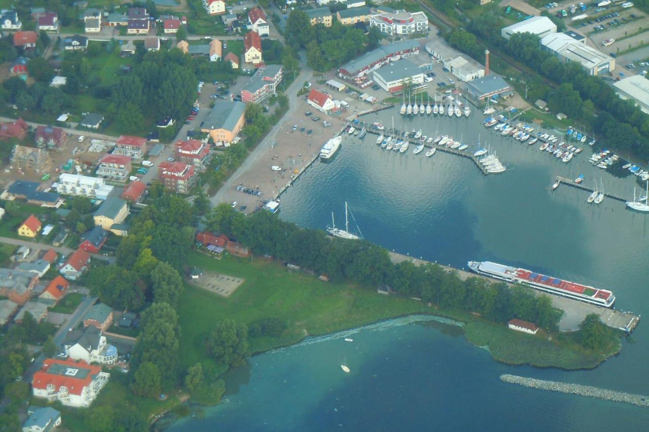 Hafenresidenz Fewo 2-2 - Balkon, Meerblick Lauterbach  Esterno foto