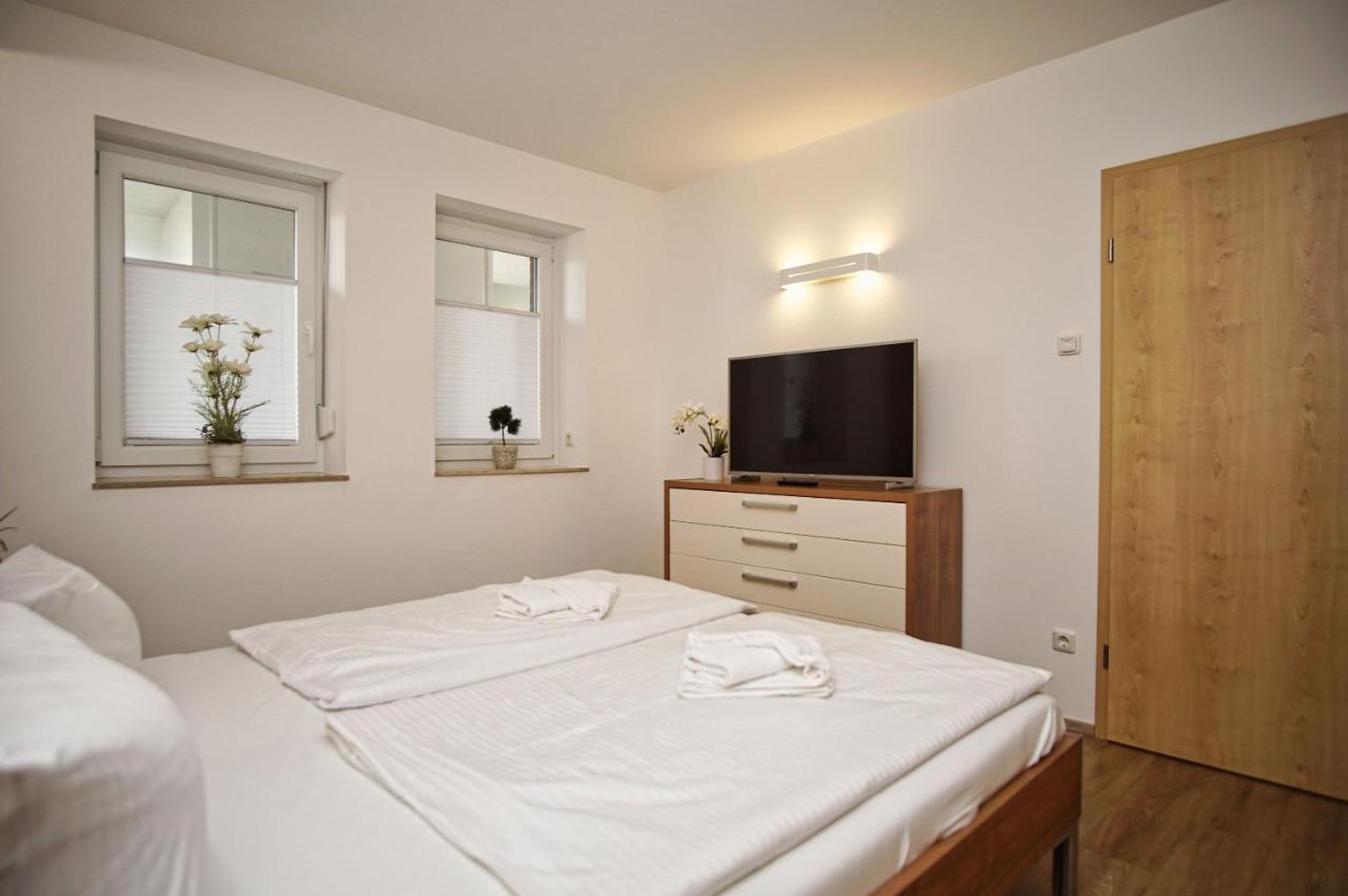 Hafenresidenz Fewo 2-2 - Balkon, Meerblick Lauterbach  Esterno foto