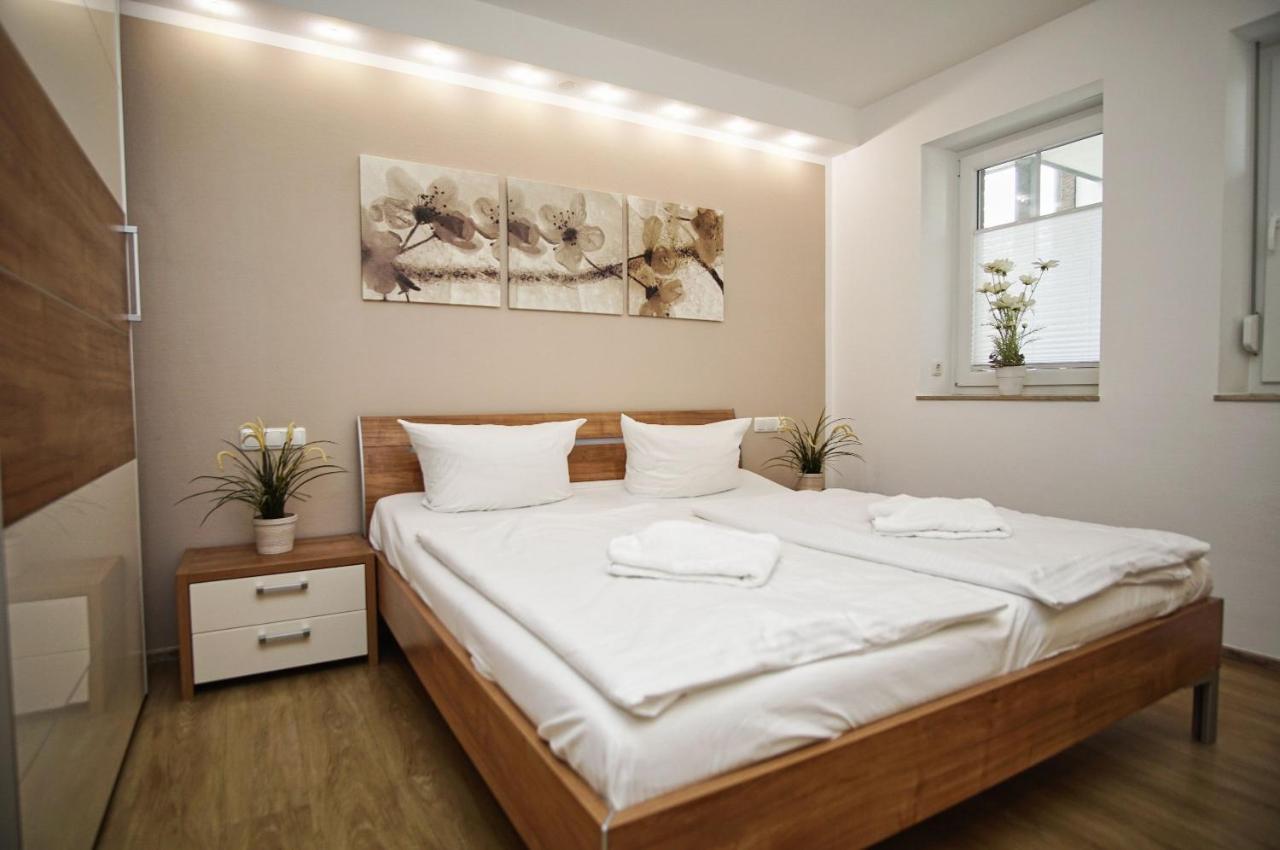 Hafenresidenz Fewo 2-2 - Balkon, Meerblick Lauterbach  Esterno foto